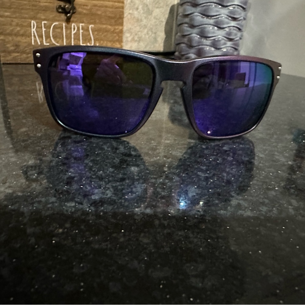 Oakley sunglasses